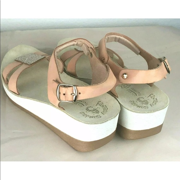 Fantasy Sandals Flex Sole Technology Wedge Buckle Leather Upper Size 40/9 - Picture 6 of 16